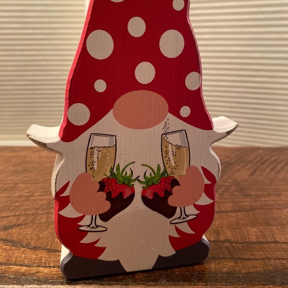 Valentine's Day Gnome Wood Sign, Gnome With Champagne & Chocolate Strawberries - Picture 6 of 12